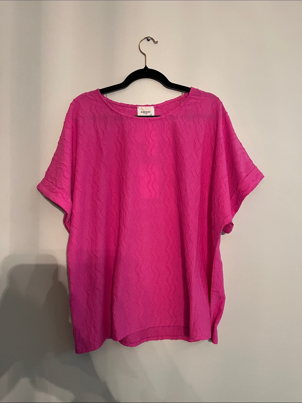 ANDREE BY UNIT Hot Pink Short-Sleeve Women's Top